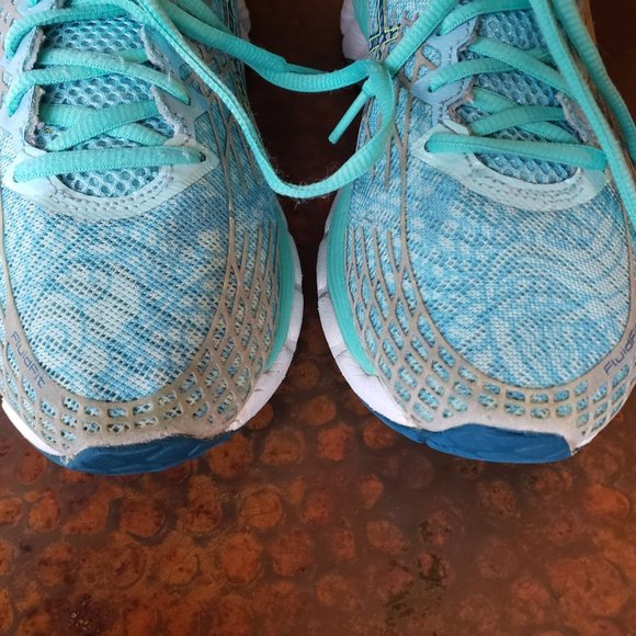 Women's Asics Gel-Nimbus 17 - Picture 6 of 16